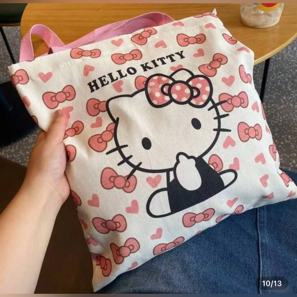 ❤️❤️SANRIO MYSTERY BUNDLE w/ Hello Kitty Canvas Tote Bag